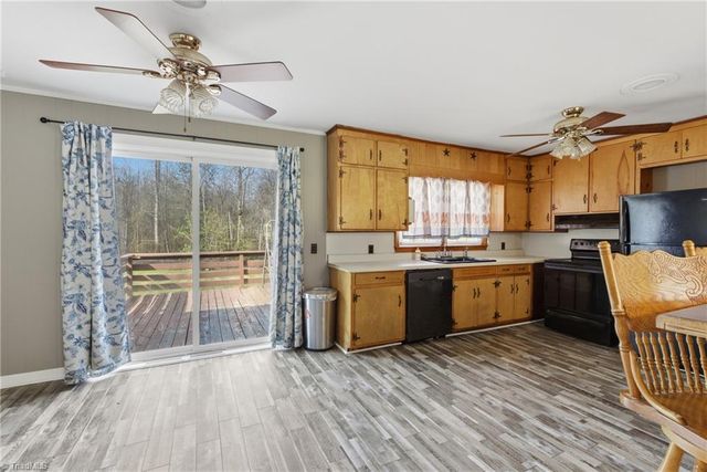 1313 Ridgewood Avenue, Reidsville, NC 27320