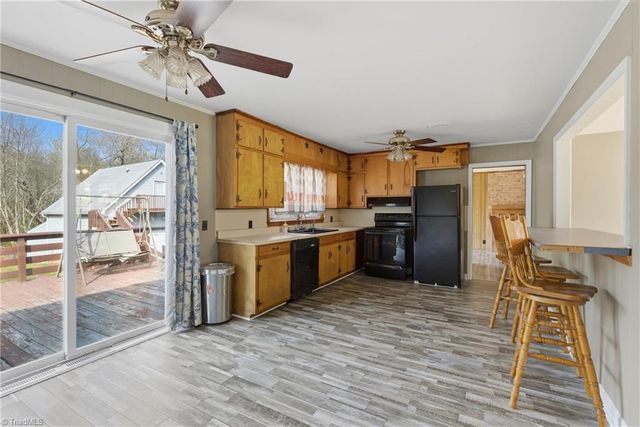 1313 Ridgewood Avenue, Reidsville, NC 27320