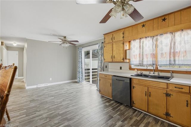 1313 Ridgewood Avenue, Reidsville, NC 27320