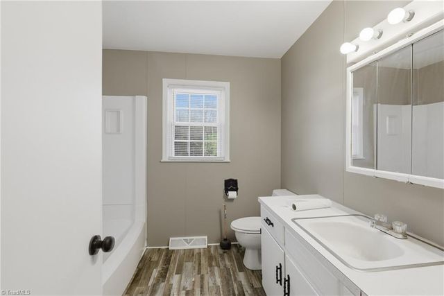 1313 Ridgewood Avenue, Reidsville, NC 27320