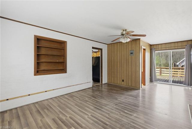 1313 Ridgewood Avenue, Reidsville, NC 27320
