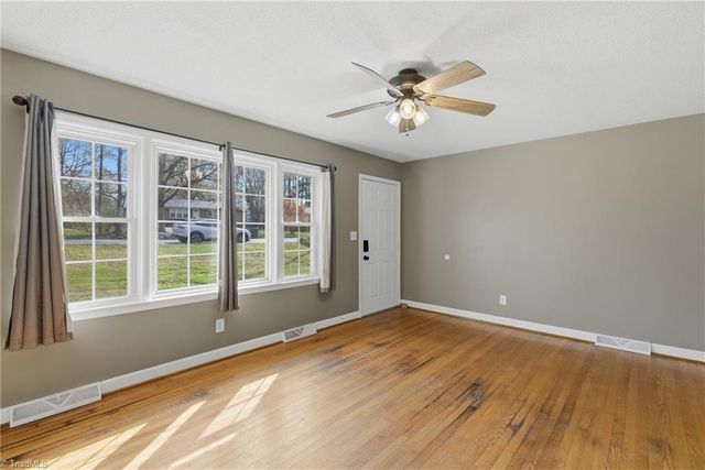 1313 Ridgewood Avenue, Reidsville, NC 27320