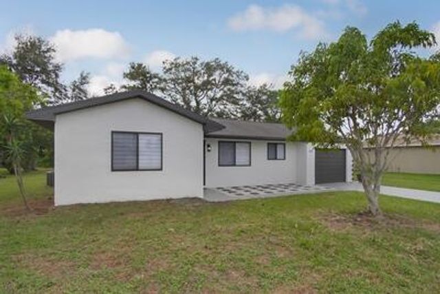2182 SE Genoa Street, Port St. Lucie, Port St Lucie, FL 34952