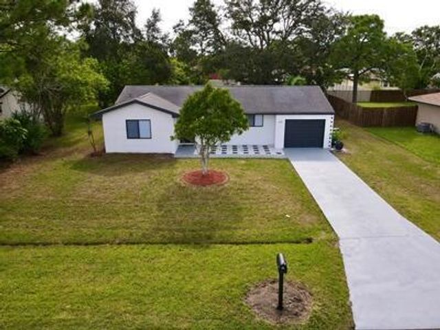 2182 SE Genoa Street, Port St. Lucie, Port St Lucie, FL 34952