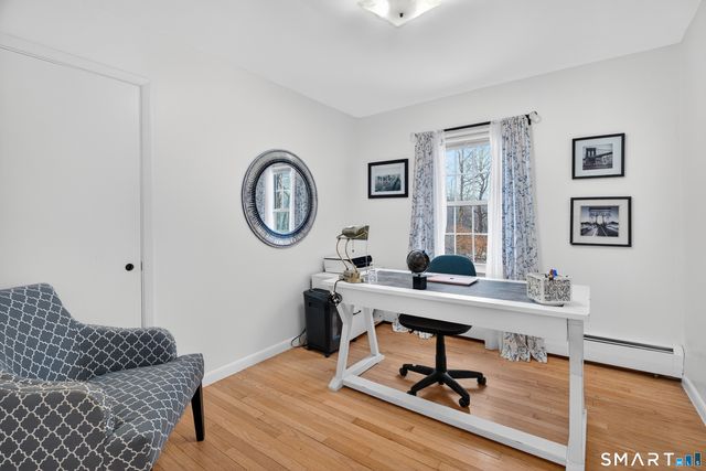 198 South King Street, Danbury, CT 06811