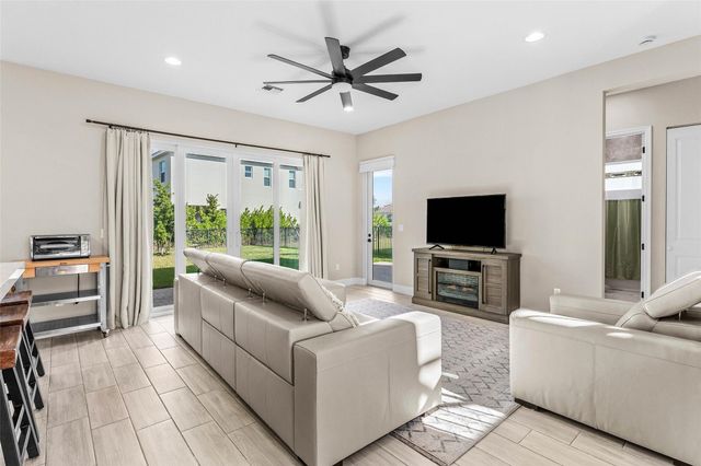 13560 Spruce Pine Drive, Westlake, FL 33470