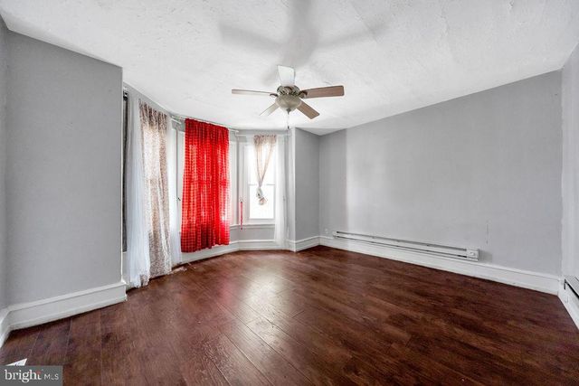 5920 WALNUT ST, Philadelphia, PA 19139