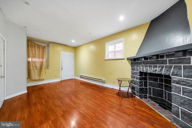 5920 WALNUT ST, Philadelphia, PA 19139