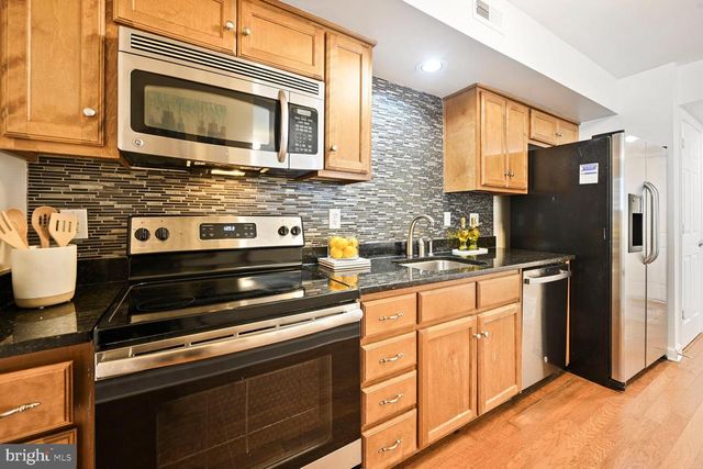 5414 1st Pl NW Apt 402, Washington, DC 20011