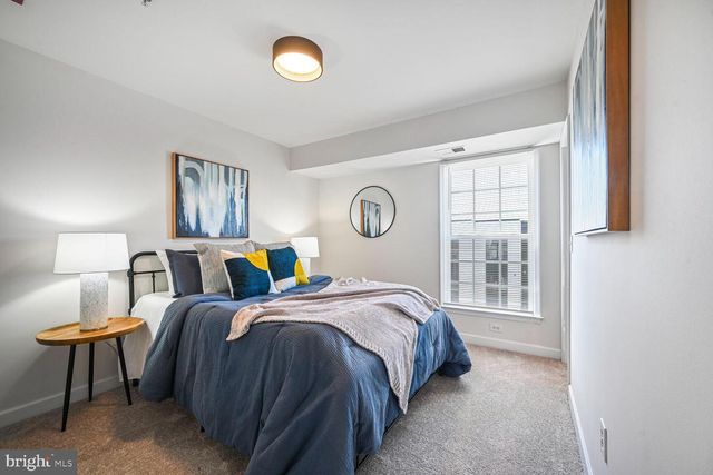 5414 1st Pl NW Apt 402, Washington, DC 20011