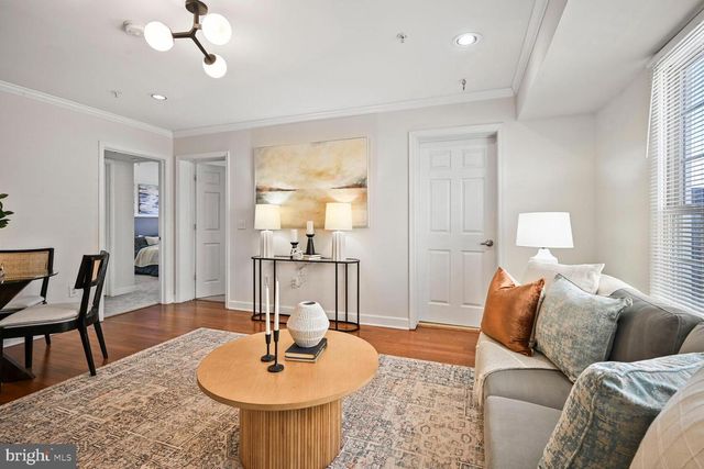 5414 1st Pl NW Apt 402, Washington, DC 20011