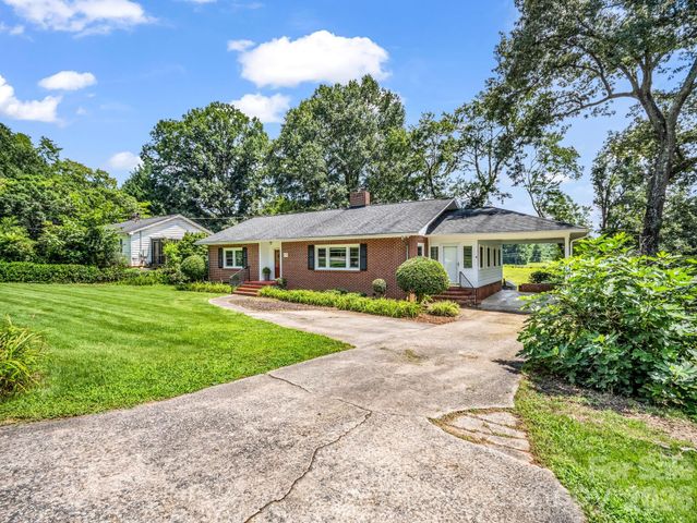 155 Fernwood Circle, Rutherfordton, NC 28139