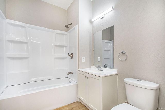 611 Blaine Avenue, South Bend, IN 46616