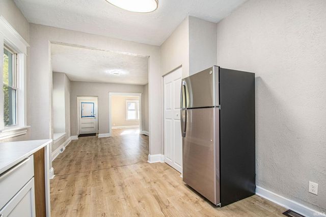 611 Blaine Avenue, South Bend, IN 46616