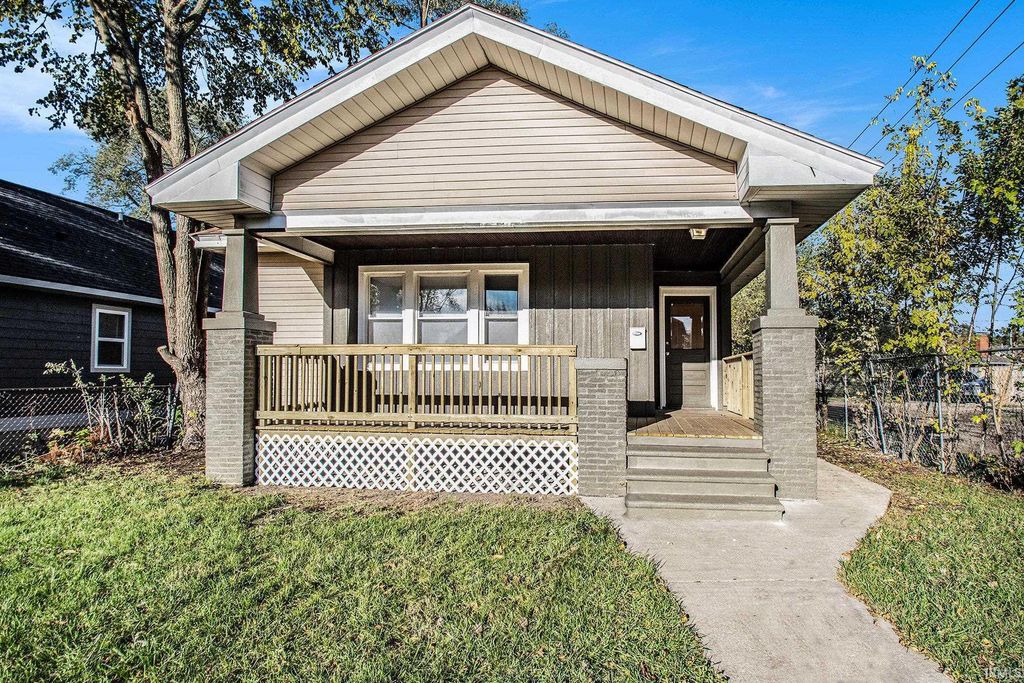 611 Blaine Avenue, South Bend, IN 46616