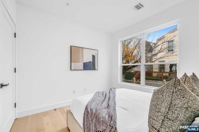 649 38th Street 3-04, Union City, NJ 07087