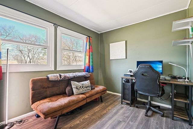 5 Crestwood Ave, Plainville, MA 02762