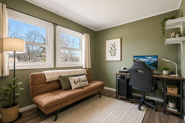 5 Crestwood Ave, Plainville, MA 02762