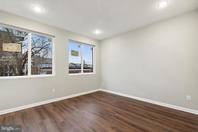 1230 N MARSHALL ST, Philadelphia, PA 19122