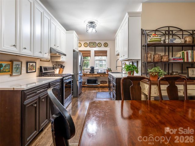 90&96 Virginia Avenue, Asheville, NC 28806