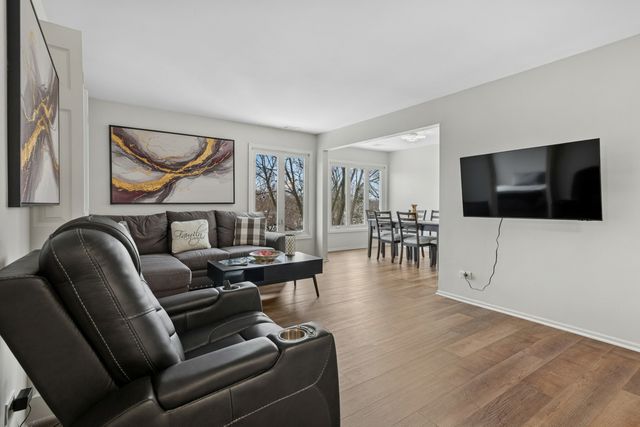 175 Lake Boulevard 345, Buffalo Grove, IL 60089