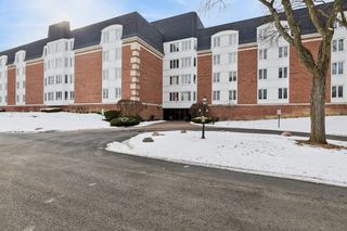 175 Lake Boulevard 345, Buffalo Grove, IL 60089