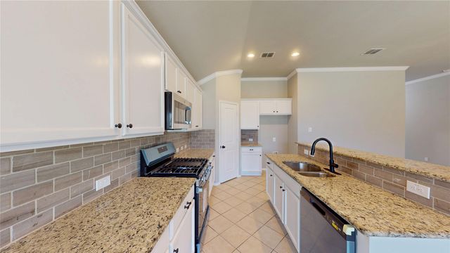 344 Coral Vine Lane, Burleson, TX 76028