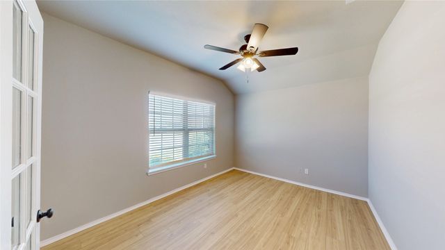 344 Coral Vine Lane, Burleson, TX 76028