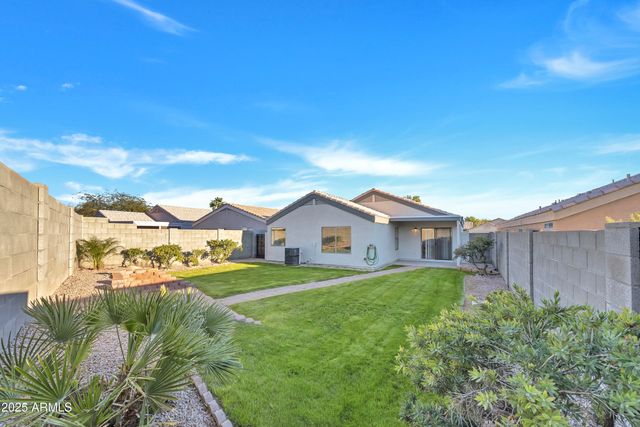 1228 W DIAMOND Avenue, Apache Junction, AZ 85120