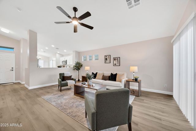 1228 W DIAMOND Avenue, Apache Junction, AZ 85120