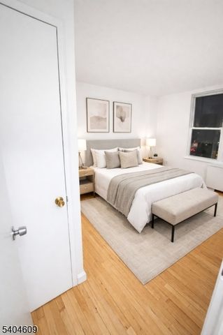 704 N Broad St 2C, Elizabeth City, NJ 07208