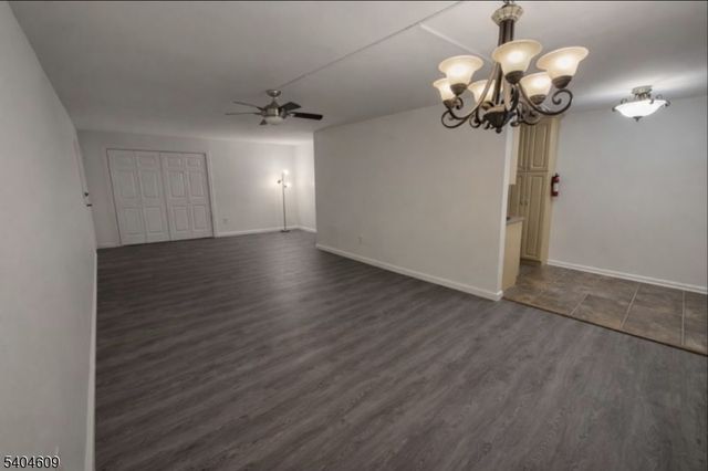 704 N Broad St 2C, Elizabeth City, NJ 07208