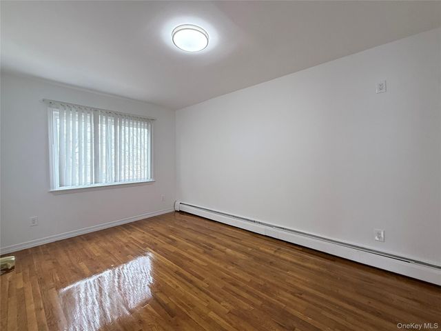 1438 144th Place 2nd Floor, Whitestone, NY 11357