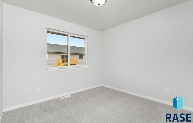 608 N Union Ave Avenue, Sioux Falls, SD 57110