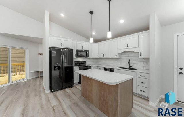 608 N Union Ave Avenue, Sioux Falls, SD 57110