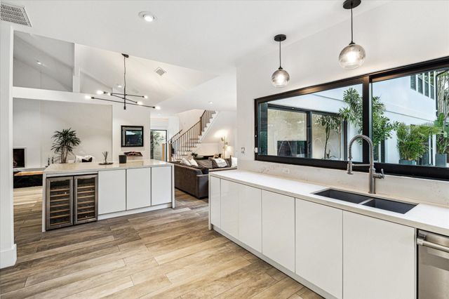 5406 Woodway Drive, Houston, TX 77056