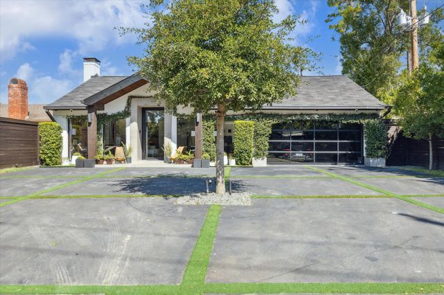 5406 Woodway Drive, Houston, TX 77056