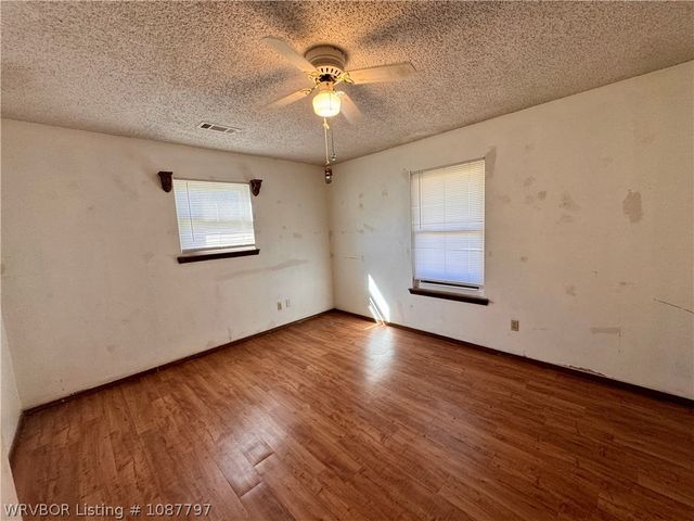 35080 Gilmore Road, Poteau, OK 74953