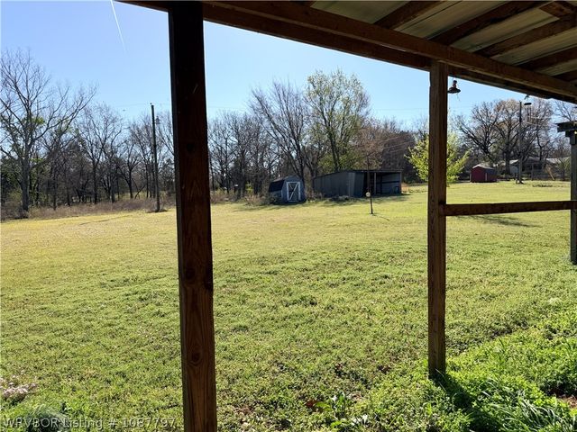 35080 Gilmore Road, Poteau, OK 74953