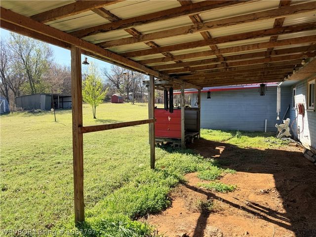 35080 Gilmore Road, Poteau, OK 74953