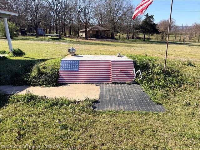 35080 Gilmore Road, Poteau, OK 74953