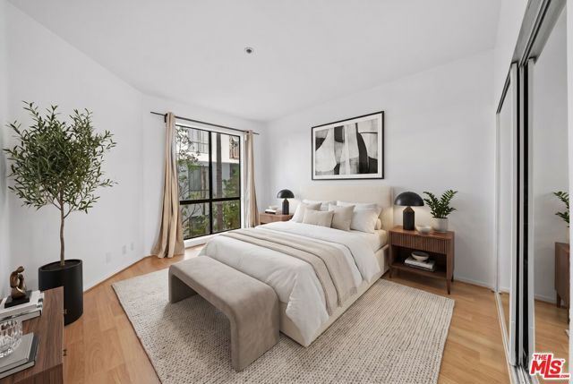 533 S St Andrews Place 203, Los Angeles, CA 90020