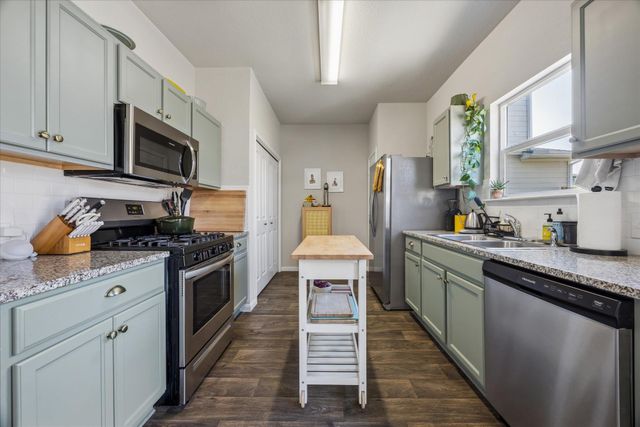 2202 Arborside DR, Austin, TX 78754