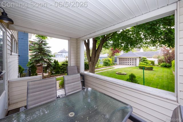 447 Maple Street, Wyandotte, MI 48192