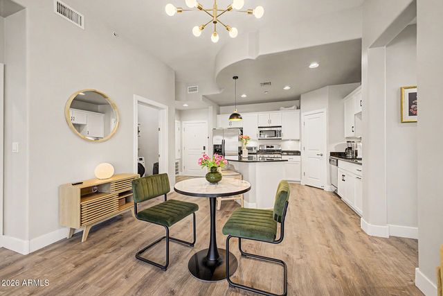 945 E Playa Del Norte Drive 2002, Tempe, AZ 85288