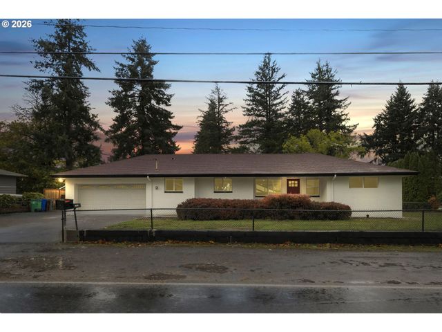 13949 Ne SAN RAFAEL St, Portland, OR 97230