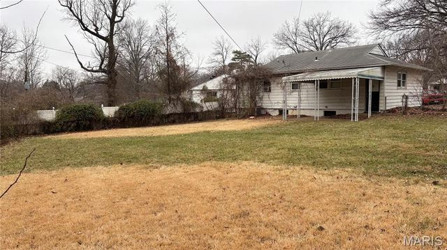 1718 Newhall Court, St Louis, MO 63136