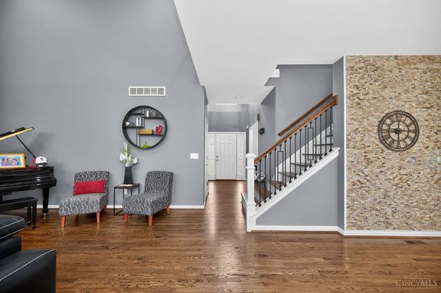 9607 Old Village Drive, Loveland, OH 45140