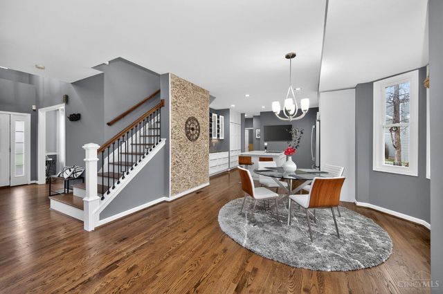 9607 Old Village Drive, Loveland, OH 45140