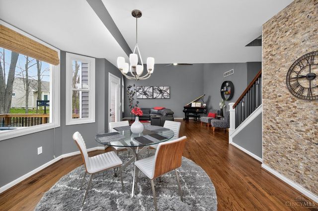 9607 Old Village Drive, Loveland, OH 45140